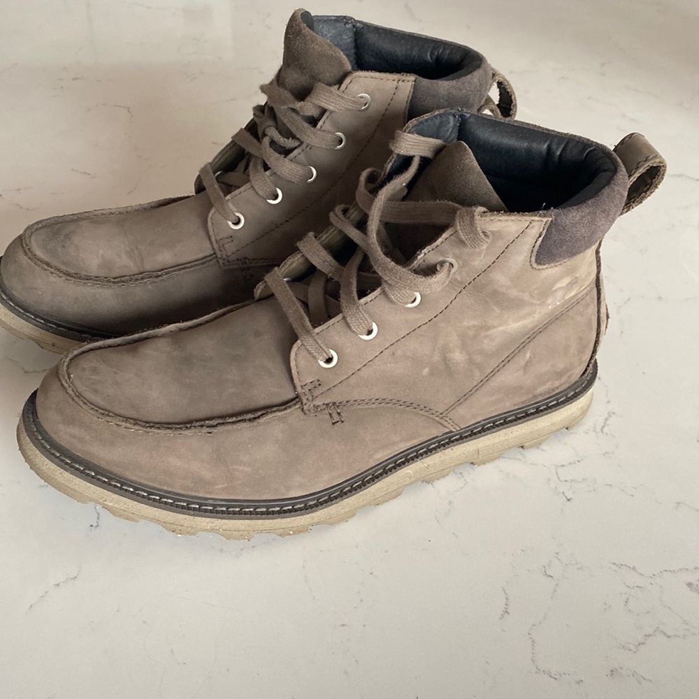 Men’s Sorel waterproof boot